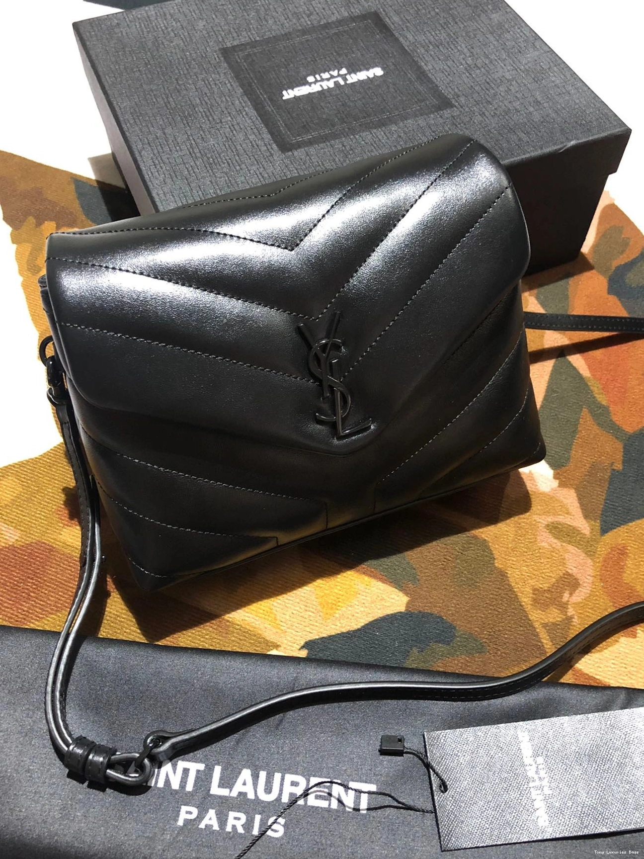 Tony Luxuries TOY LOULOU YSL 0818